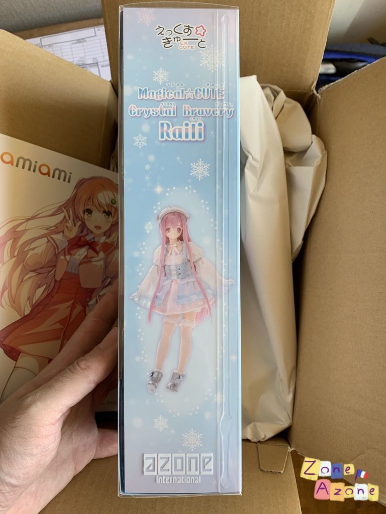 Azone Poupée Raili Magical Cute Unboxing